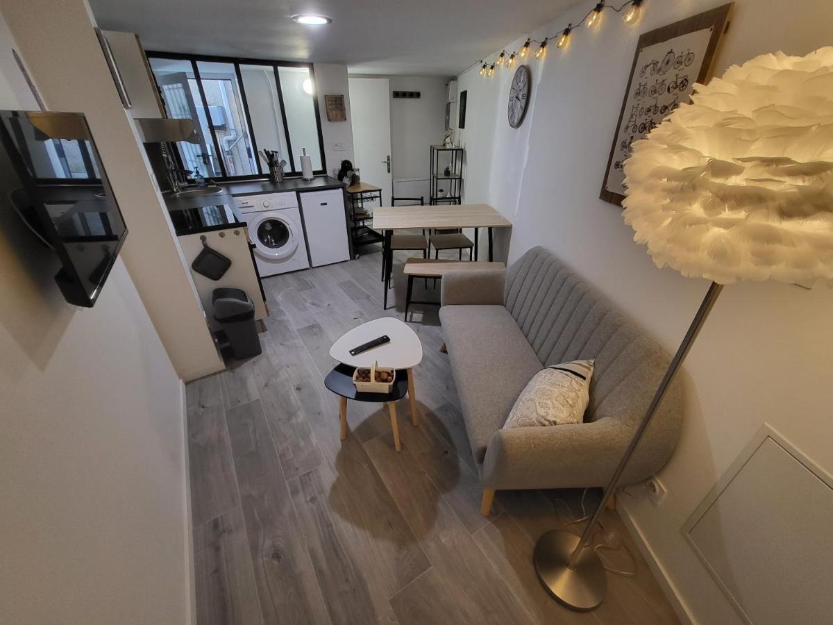 Superbe Appartement T2 Centre Historique La Souterraine Luaran gambar